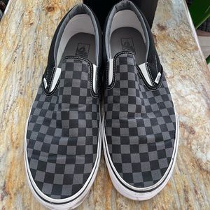 CHECKERED VANS